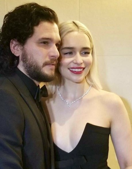 Emilia Clarke photo 655