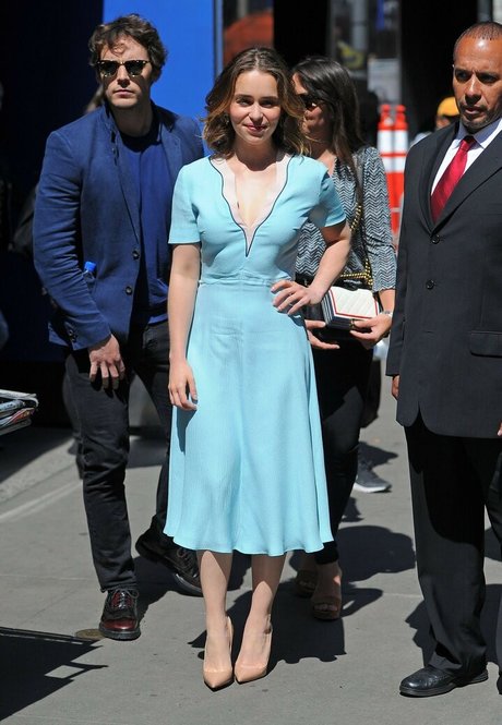 Emilia Clarke photo 730