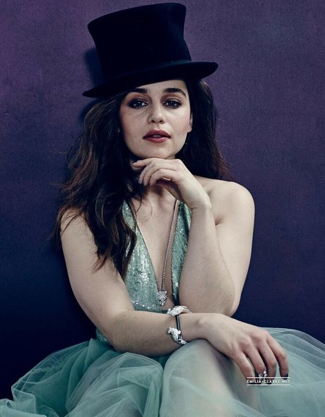 Emilia Clarke photo 833