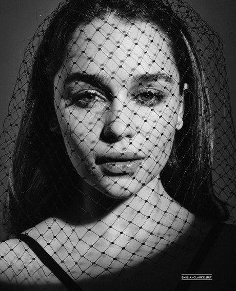 Emilia Clarke photo 869