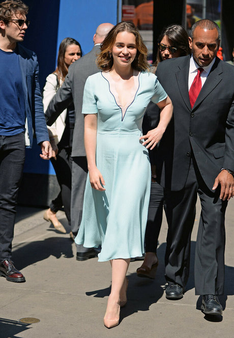 Emilia Clarke photo 874