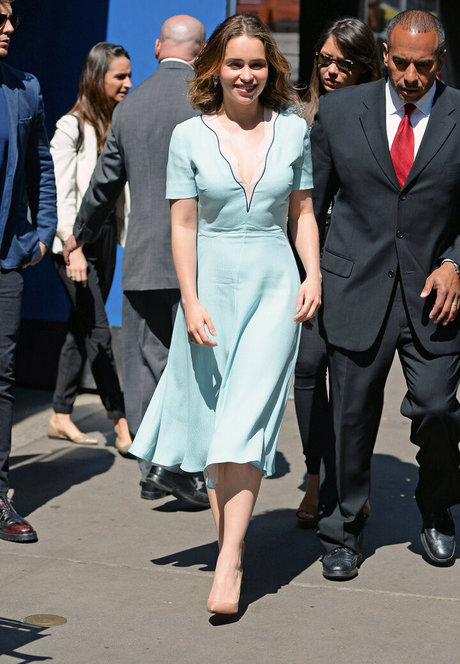 Emilia Clarke photo 877