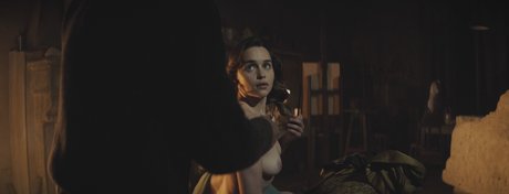 Emilia Clarke photo 885