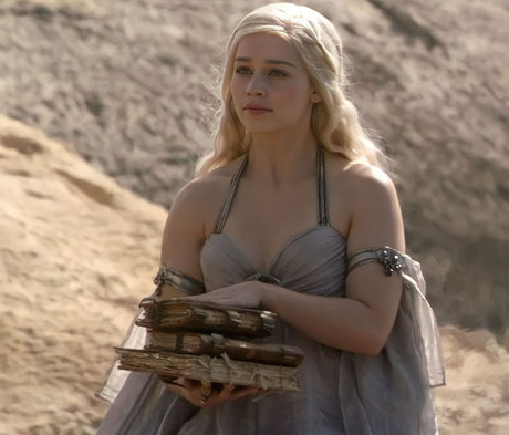 Emilia Clarke photo 889