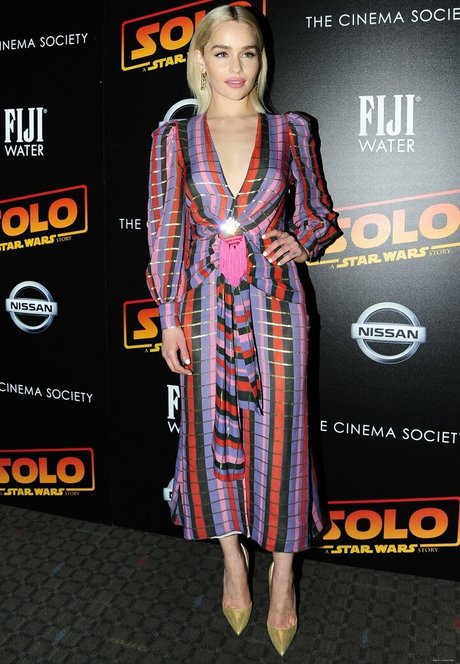 Emilia Clarke photo 924