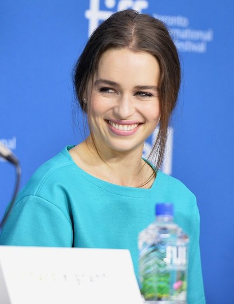 Emilia Clarke photo 957