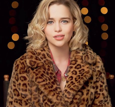 Emilia Clarke photo 965