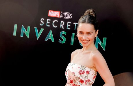 Emilia Clarke photo 983