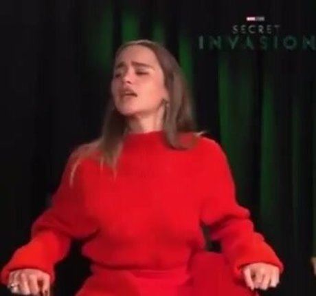 Emilia Clarke photo 988