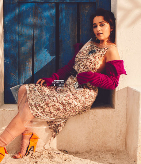Emilia Clarke photo 1118