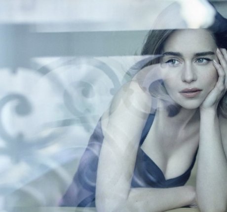 Emilia Clarke photo 1127