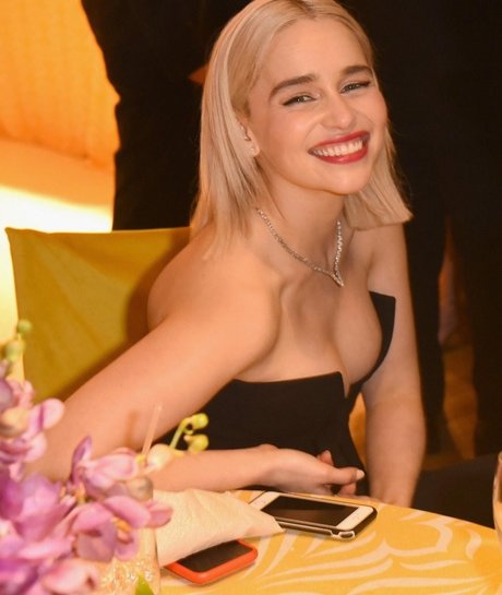 Emilia Clarke photo 1131