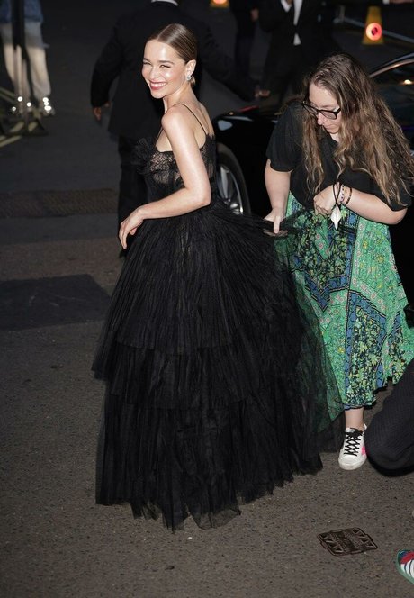 Emilia Clarke photo 1140