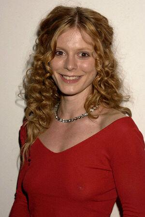 Emilia Fox photo 3