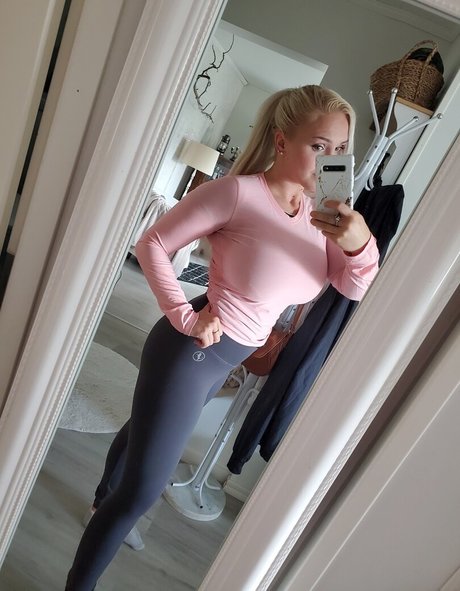 Profile photo of Emilia Linden