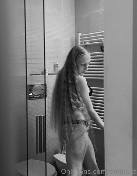 Emilia.tt photo 50