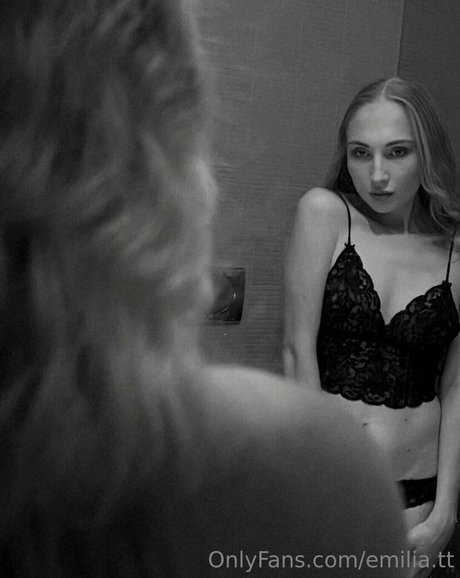 Emilia.tt photo 73