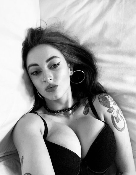 Emily Autumn photo 32