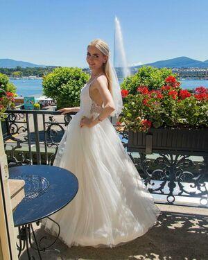 Emily Bellexx photo 26