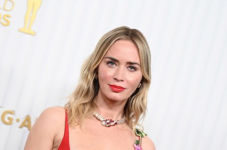 Emily Blunt photo 31