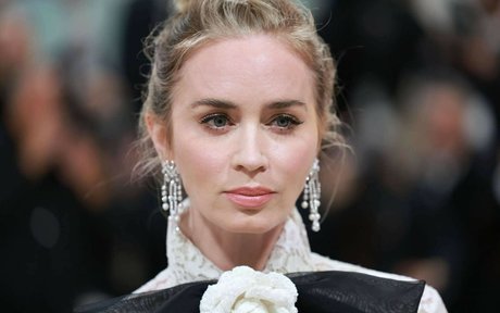 Emily Blunt photo 60