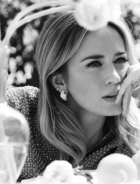 Emily Blunt photo 68