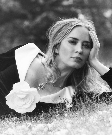 Emily Blunt photo 71