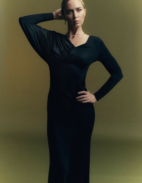 Emily Blunt photo 124