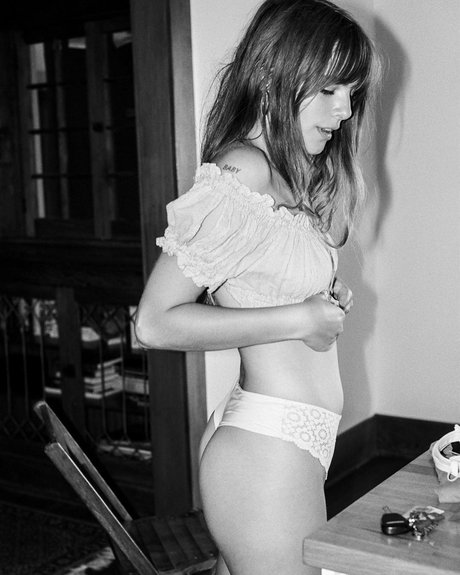 Emily Labowe photo 28