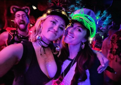 Emily Osment photo 60