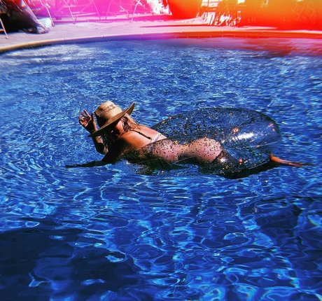 Emily Osment photo 158