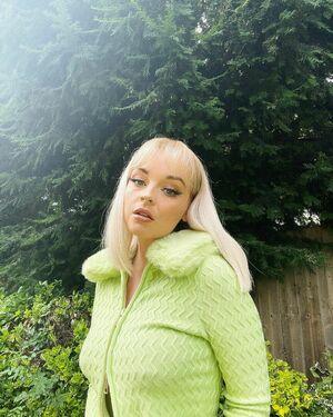 Emily Rose Perrin photo 23
