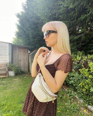 Emily Rose Perrin photo 37