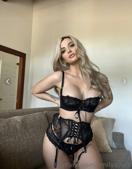 Emily Sears photo 75