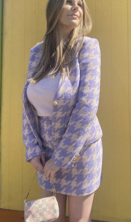 Emily V photo 80