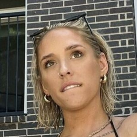Emily Viuhkola photo 18