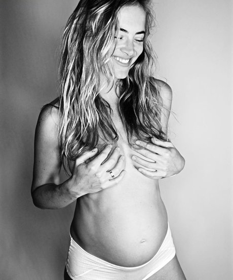 Emily Wickersham photo 4