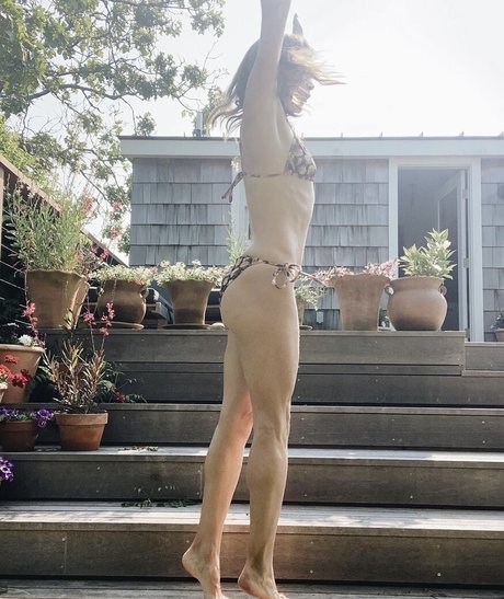 Emily Wickersham photo 12