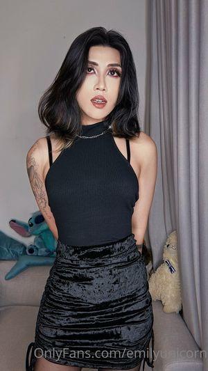 Emily Yunicorn photo 28