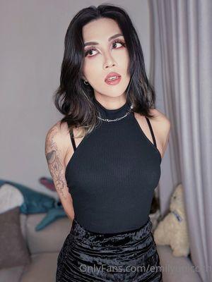 Emily Yunicorn photo 33