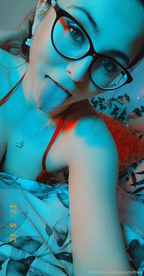 Emilyhillfree photo 44
