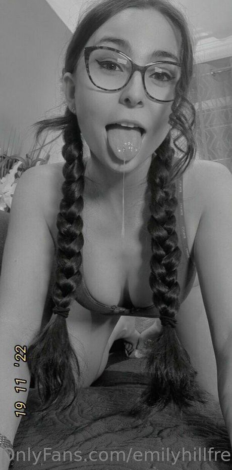 Emilyhillfree photo 277