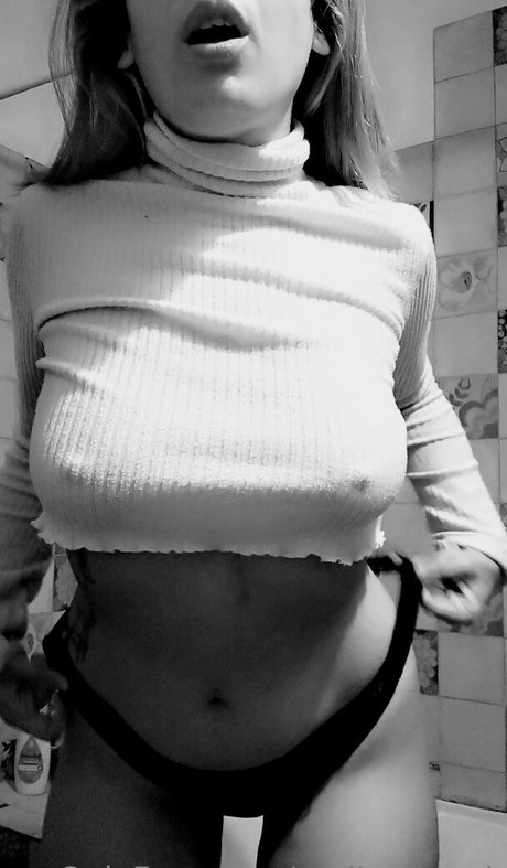 Emilypageok photo 13