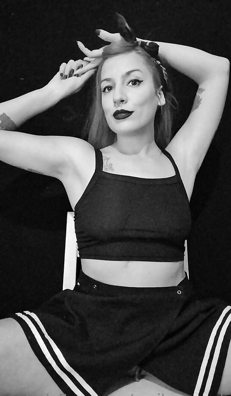 Emilypageok photo 23