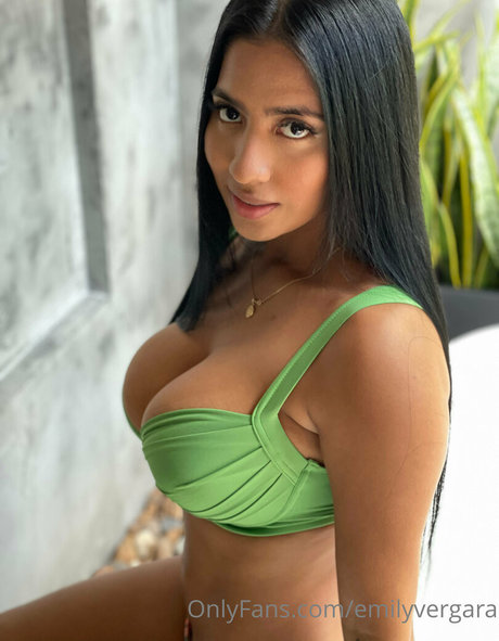Emilyvergara photo 52