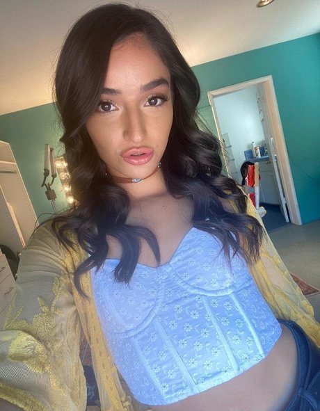 Emilywillisxxx photo 136