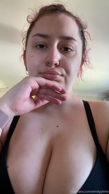 Emilyylime photo 19