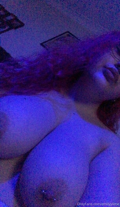 Emilyylime photo 23