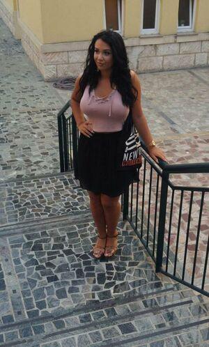 Emina Jahi photo 20