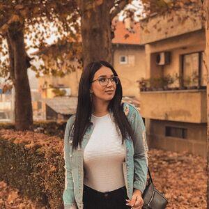 Emina Jahi photo 55